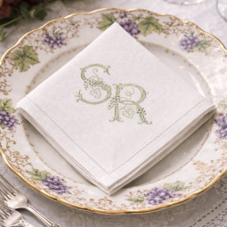 Onze serviettes brodées plusieurs initiales - Villa Farese