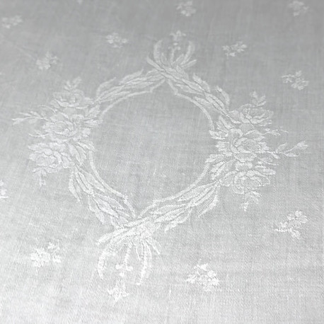 Nappe brodée à vos initiales damassé coton vintage 168x240cm - Villa Farese