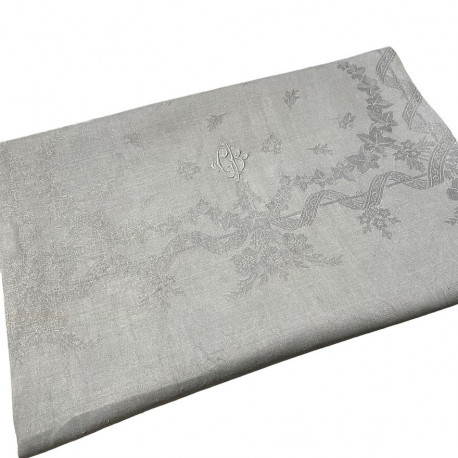 Nappe brodée main deux monogrammes CB damassé soie 170x230cm - Villa Farese