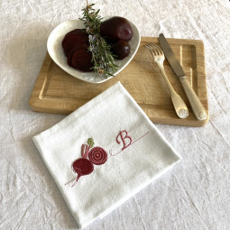 Torchon blanc vintage brodé personnalisé à vos initiales les légumes - Villa Farese