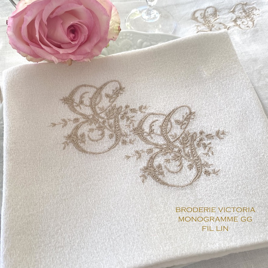 Serviette De Table Lin Personnalisée – Broderie Prénom Ou Texte, Lavable Machine (Rose)