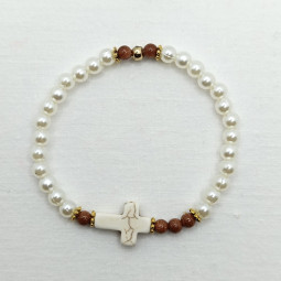 Bracelet perles blanc nacré et rouge soleil avec croix