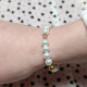 Bracelet perles blanc nacré et coeur personnalisé - Villa Farese