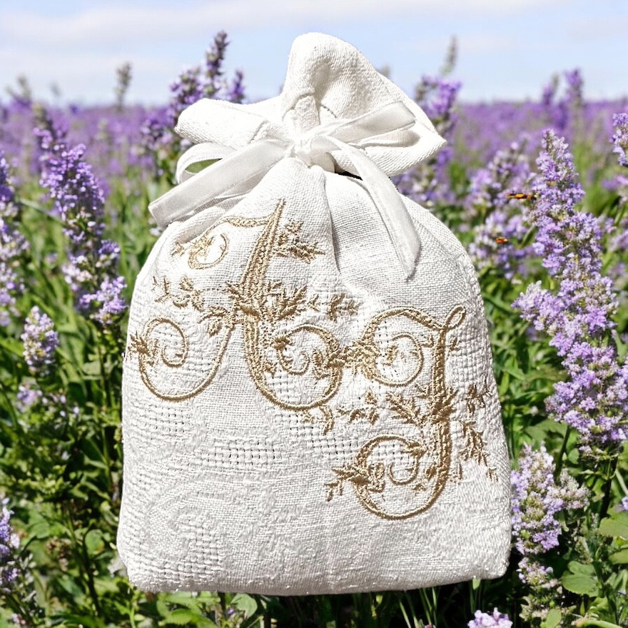 Lot de 2 taes d'oreller blanches style shabby chc avec volants en