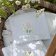 Serviette de table brodée initiale personnalisée Fleurs - Villa Farese