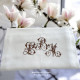 Nappe brodée personnalisée à vos initiales damassé lin vintage 145x270cm - Villa Farese