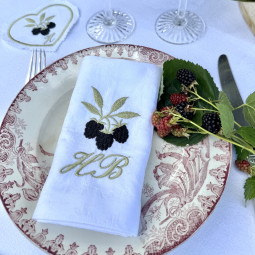 Serviette brodée personnalisée Mûres du jardin avec vos  initiales
