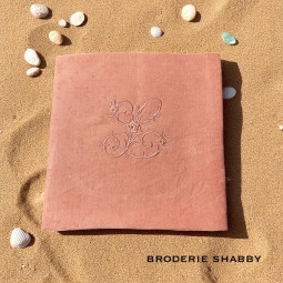 Six Serviettes de table brodées à vos initiales vintage couleur Corail