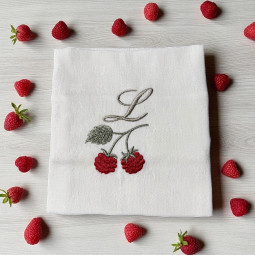 Serviette brodée personnalisée Broderie Framboise à votre initiale - Villa Farese