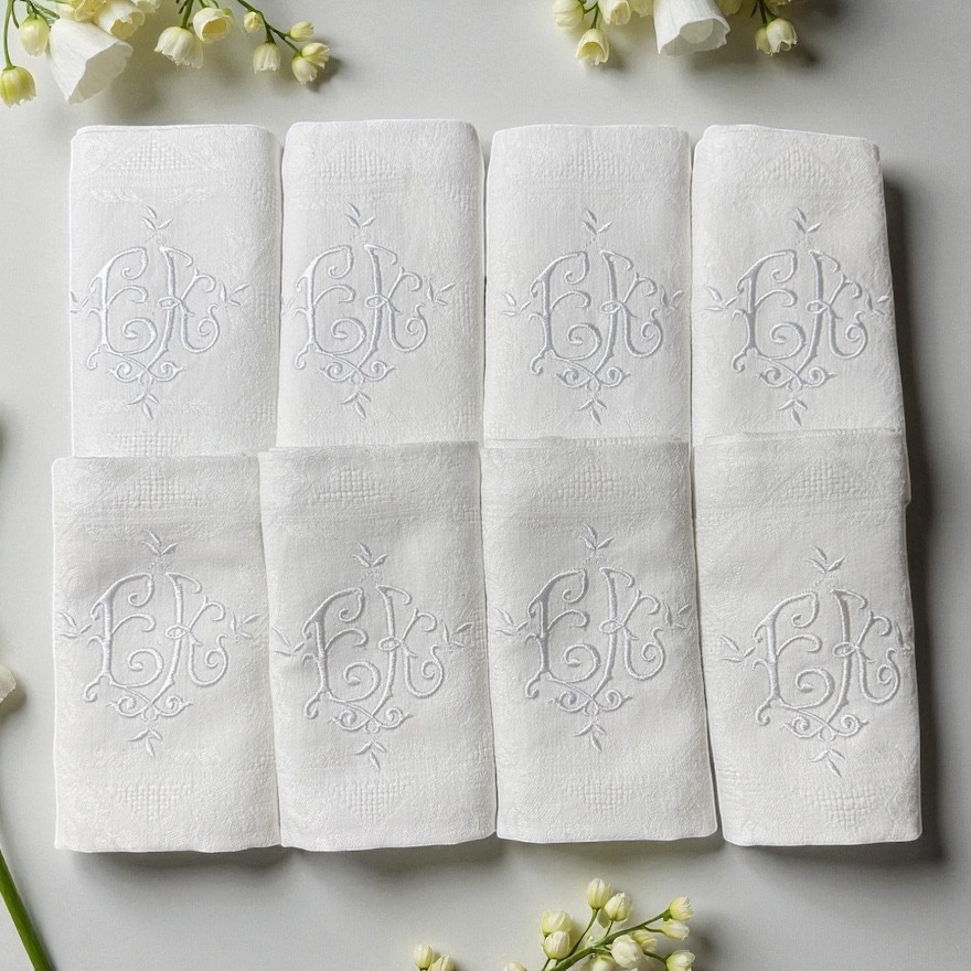 12 serviettes de table anciennes Monogramme MD/art Table/old
