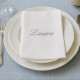 Serviette de table brodée prénom damassé vintage blanc - Villa Farese