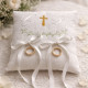 Coussin porte alliances mariage brodé à vos initiales, fleurs, croix et date de votre mariage 20x20cm - Villa Farese