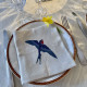 Serviette de table brodée prénom ou initiale damassé vintage – Hirondelles - Villa Farese
