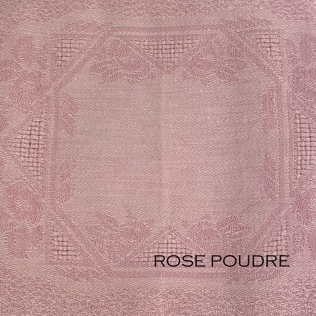 Serviette brodée personnalisée teinture artisanale Rose poudré